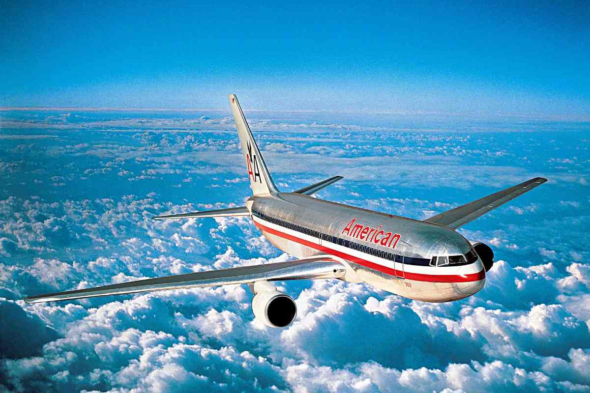 “Allarme bomba”, il volo partito da New York costretto all’atterraggio di emergenza a Roma