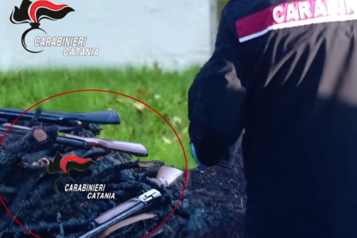 Zafferana Etnea, nascondeva armi in casa: arrestato un 38enne