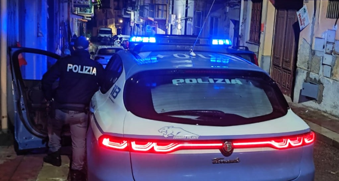 Maxi blitz antidroga a Gela, operazione “H24 Store”: 13 misure cautelari