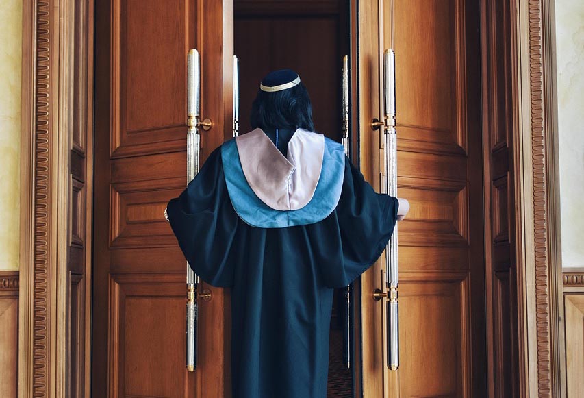 Università: parità di genere una promessa infranta. Troppe barriere negano alle donne i ruoli di vertice