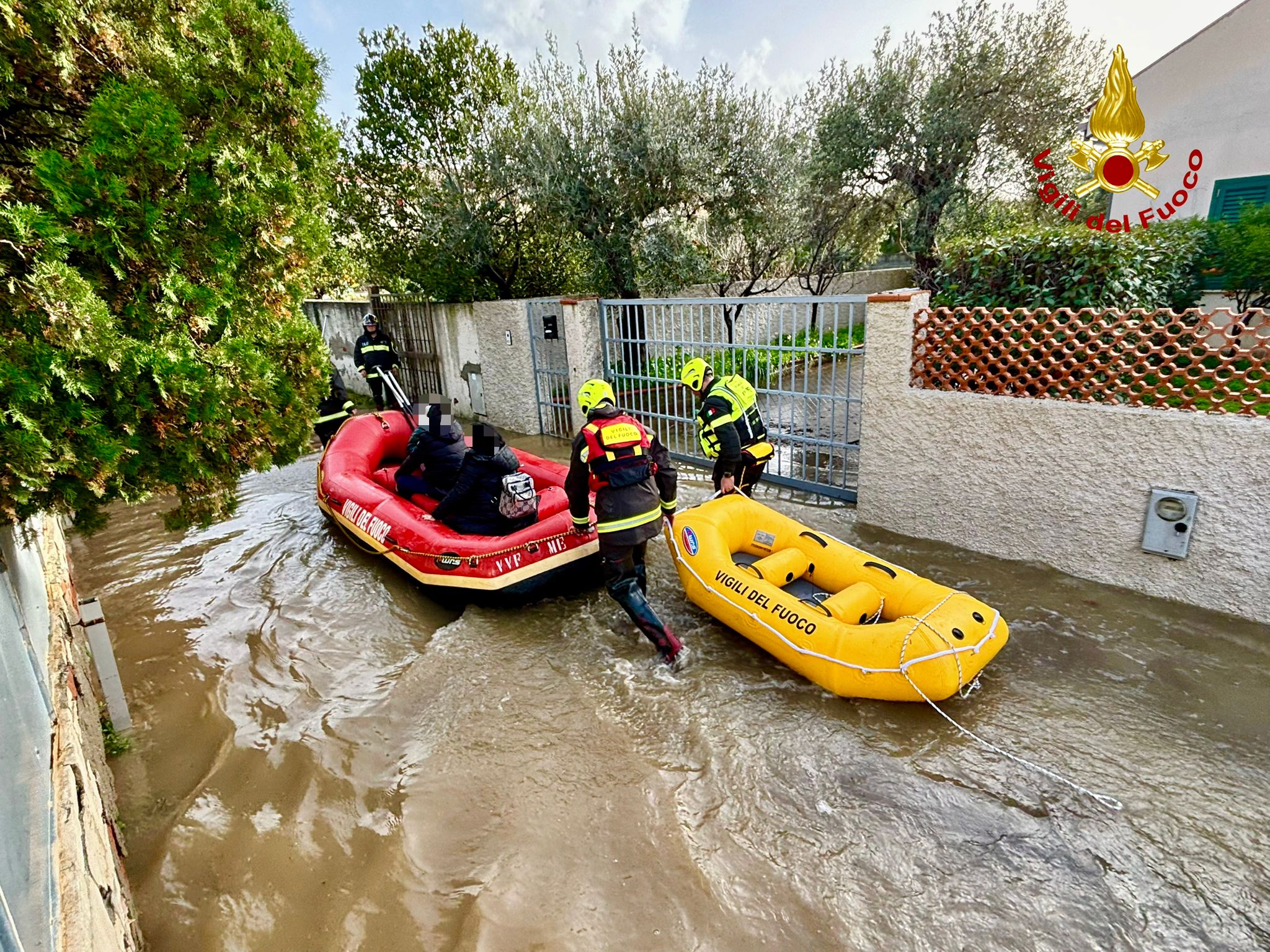 FOTO e VIDEO | Messina in ginocchio per il maltempo: allagamenti e strade impraticabili, oltre 100 interventi