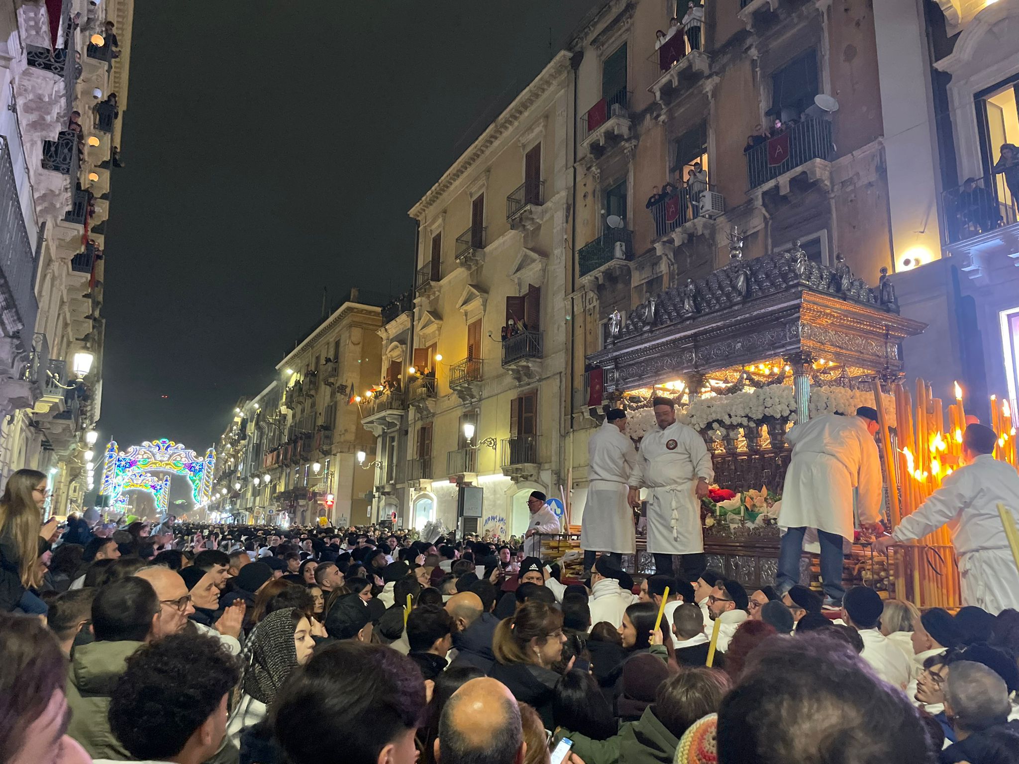 Sant’Agata 2025, la festa continua a Catania: rivivi le emozioni del giro interno Sant’Agata 2025, la festa continua a Catania: rivivi le emozioni del giro interno