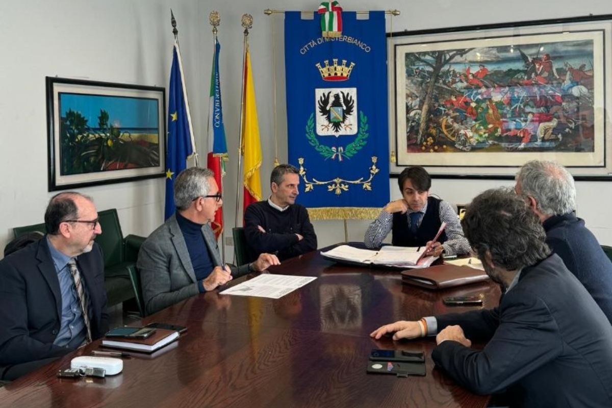 Metro Monte Po-Misterbianco, tavolo tecnico in Comune. Il sindaco Corsaro: “Siamo in linea”