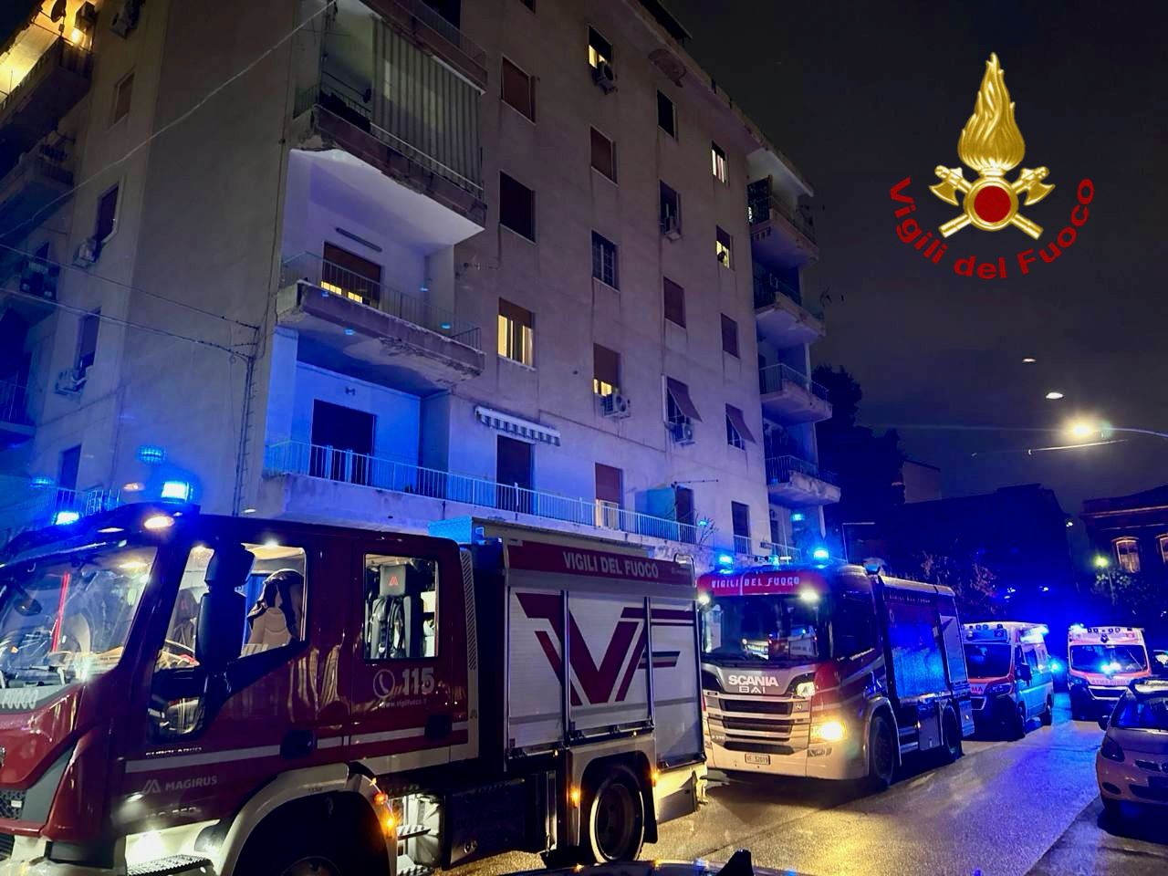 Palermo, un uomo di 80 anni salvato da un incendio
