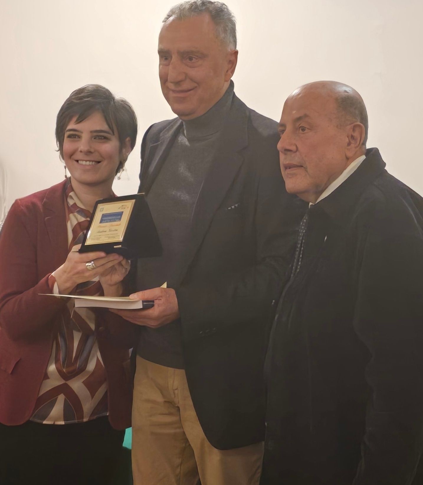 Ad Andrea Giostra il “Premio alla Cultura Mondello Arte Expo” 2025 Ad Andrea Giostra il “Premio alla Cultura Mondello Arte Expo” 2025