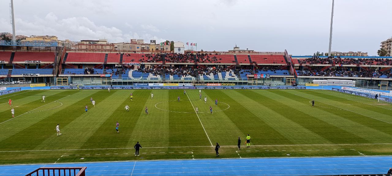 Anastasio risponde a Sarr: pari tra Catania e Foggia al Massimino. Le pagelle