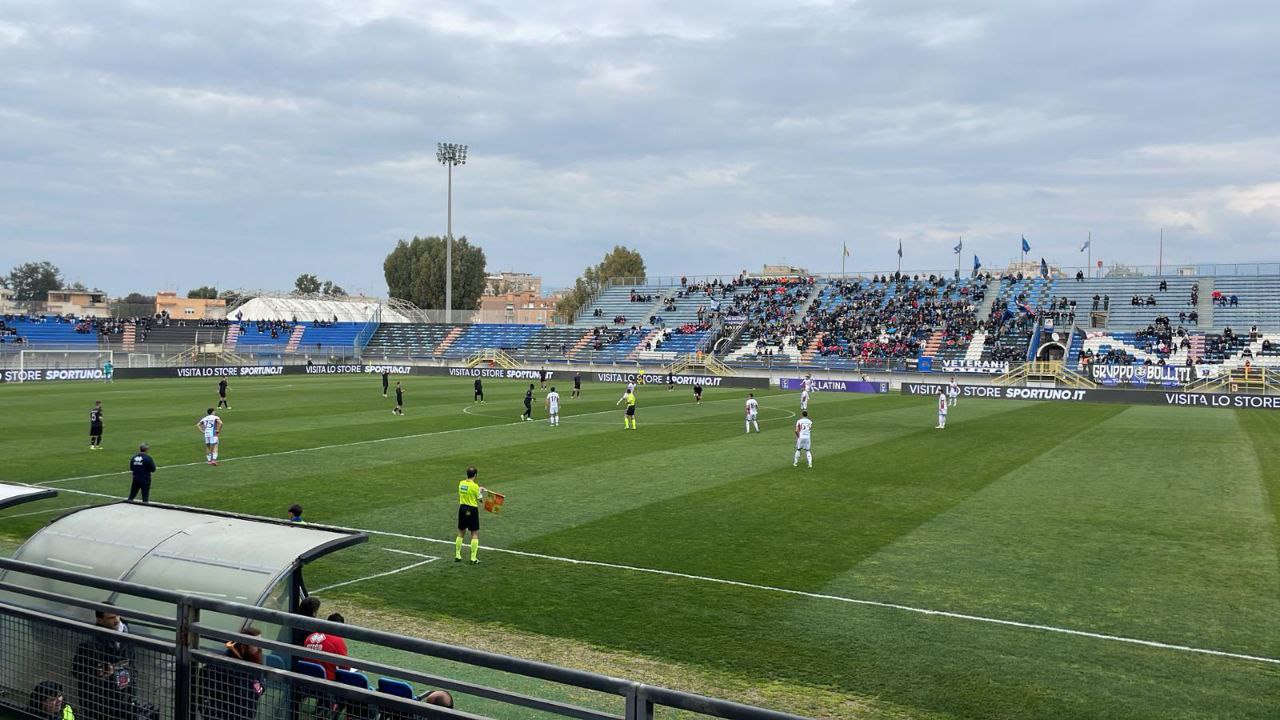Il Catania inchioda il Latina con un poker: che talento Jimenez! Le pagelle