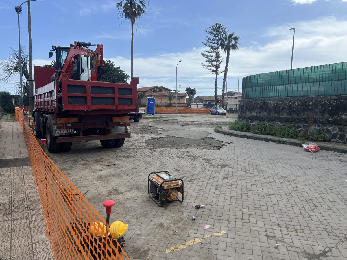 Riposto, avviato il restyling a Carruba: prende il via il “Percorso del miele e del vino”