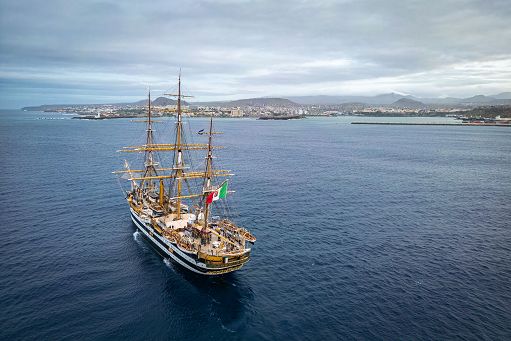 Eataly a Trieste per festeggiare l’arrivo dell’Amerigo Vespucci