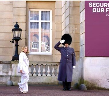 Meloni: con Trump bisogna trattare. E “bacchetta”: basta tifoserie