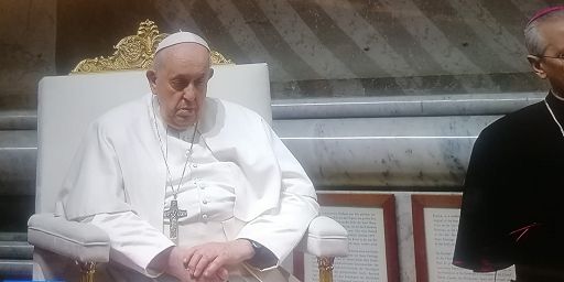 Papa, due nuovi episodi di insufficienza respiratoria acuta