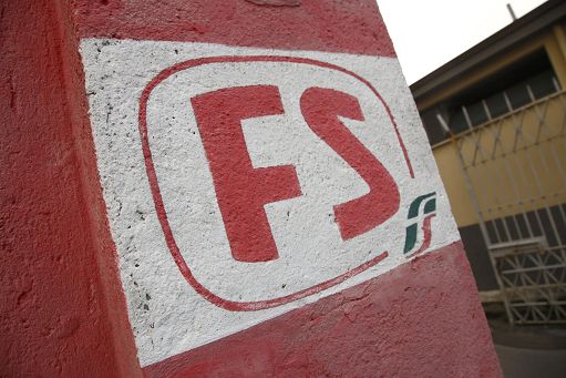 Trenitalia: ritardi fino a 40 minuti su Alta Velocità Torino-Milano Trenitalia: ritardi fino a 40 minuti su Alta Velocità Torino-Milano