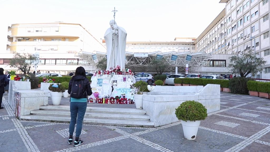 Papa, “Notte tranquilla, Francesco riposa”