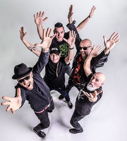 Punkreas, i Tre allegri ragazzi morti in 30 anni di Paranoia e Potere