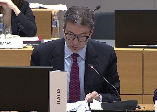 Giorgetti all’Ecofin: proposta Italia su difesa ottimizza uso risorse