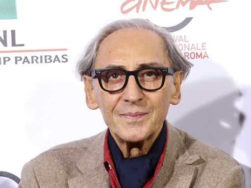 Franco Battiato, esce la grande biografia “Sacre Sinfonie”