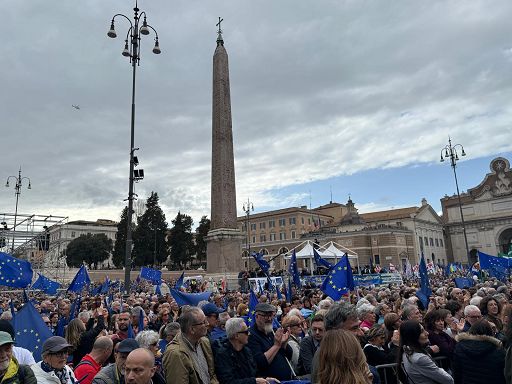 Un successo la piazza per l’Europa, ma restano distanze opposizioni