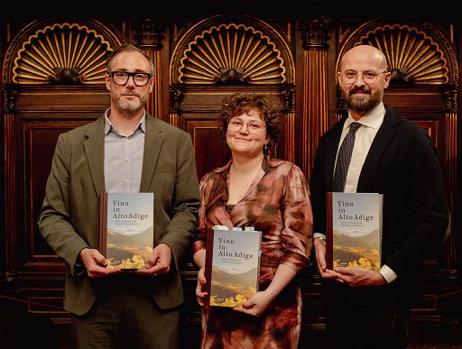 ”Vino in Alto Adige” un libro ne racconta la storia e il presente
