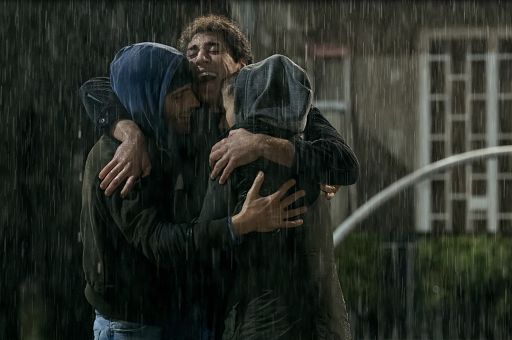 Tv, ci sarà la seconda stagione di “Storia della mia famiglia”