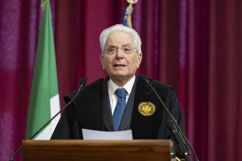 Mattarella a Papa Francesco: grazie per servizio costante a Chiesa ma a tutta l’ umanità