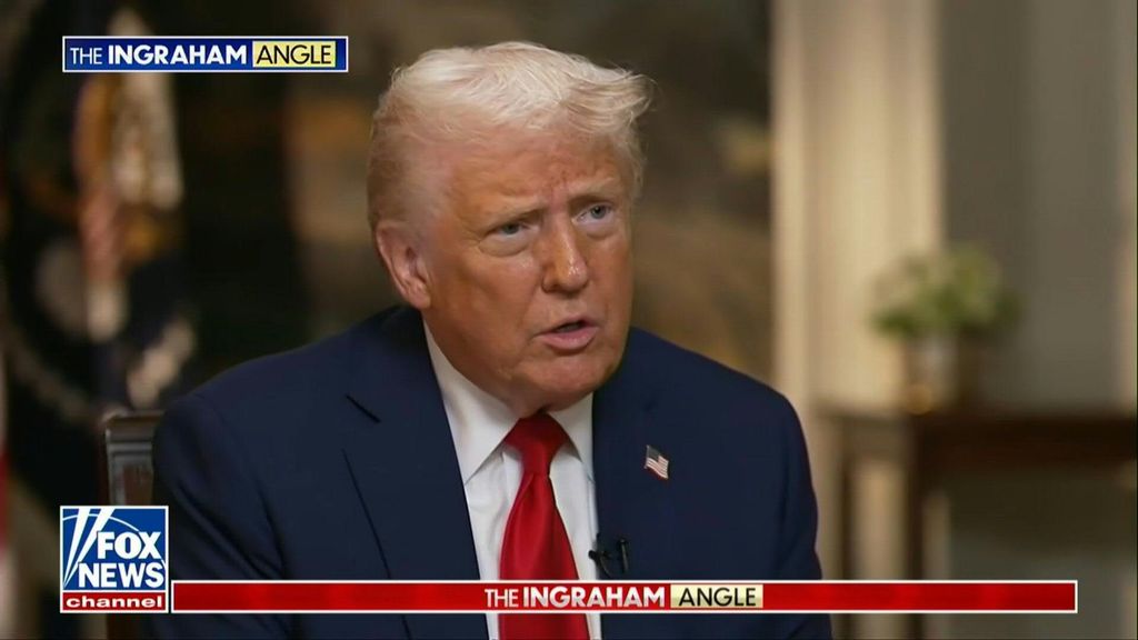 Corte blocca ordine esecutivo Trump contro transgender nell’esercito