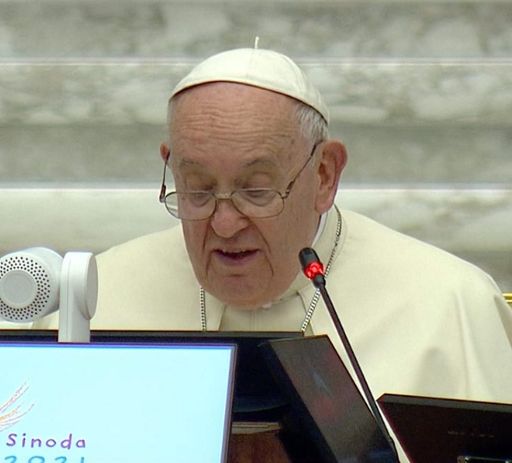 Papa, condizioni cliniche si confermano in miglioramento