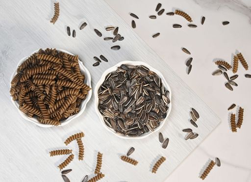 Proteine mania: dal Veneto la farina e la pasta di semi di girasole