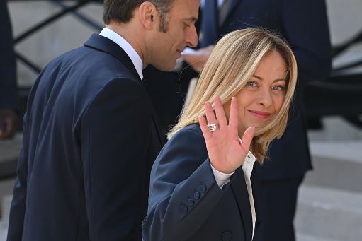 Meloni: “infantile” l’idea che Italia dovrà scegliere tra Usa e Ue