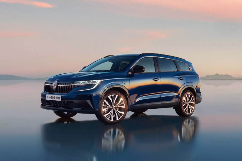 Renault Espace, nuovo design per le esigenze delle famiglie