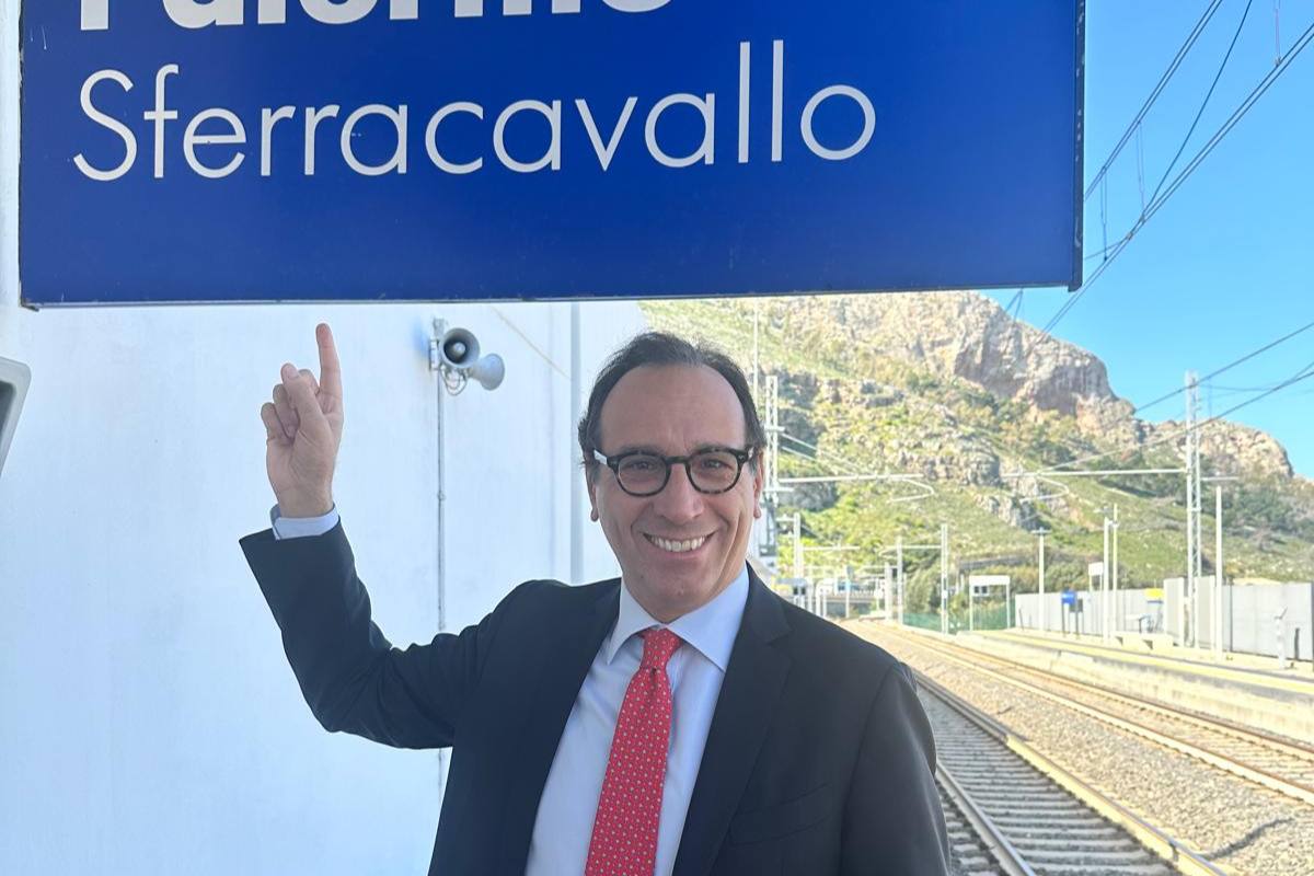 Mobilità, Aricò: “Dal 25 aprile aumentano i treni che fermano a Sferracavallo, sinergia tra Regione Trenitalia”