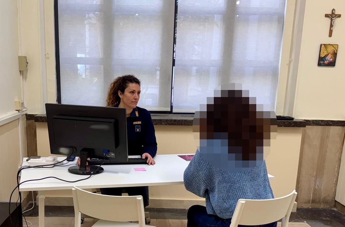 Catania, l’ennesima lite e la violenza: moglie picchiata con bastone, denunciato 47enne