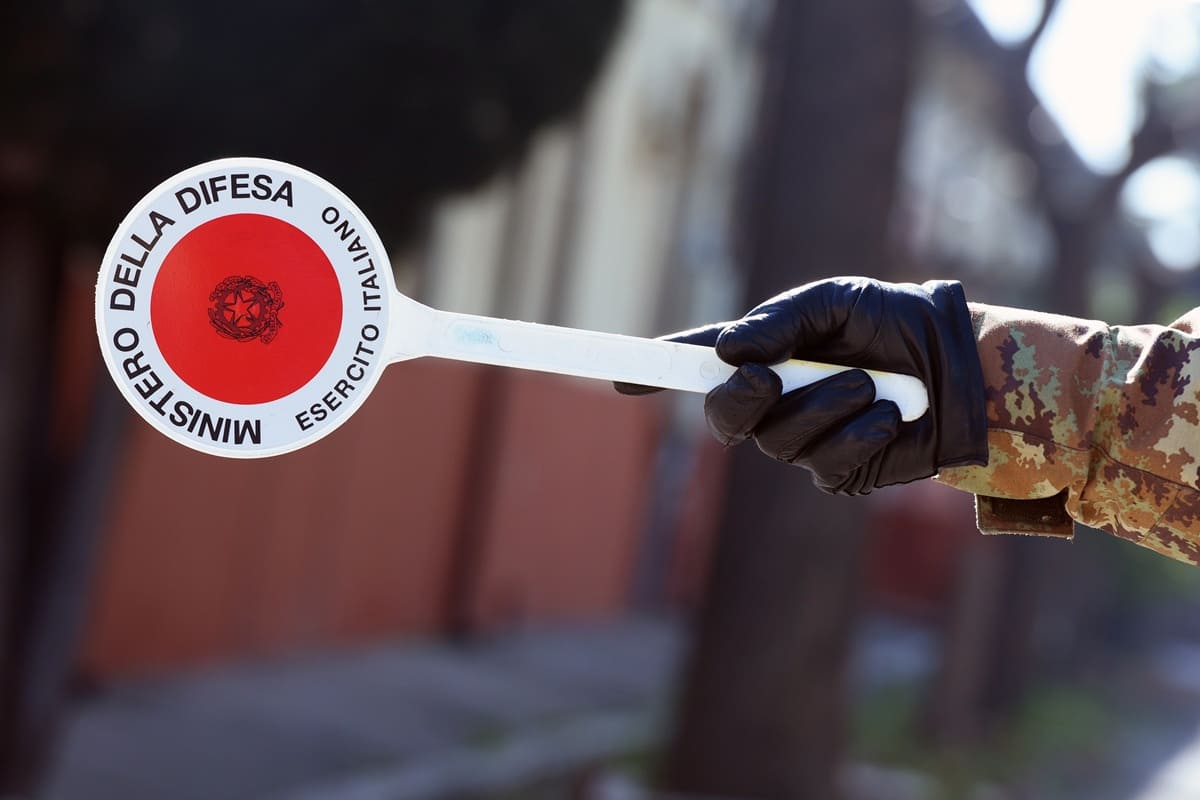 Concorsi scuole militari 2025, via al bando da 260 posti: requisiti e prove