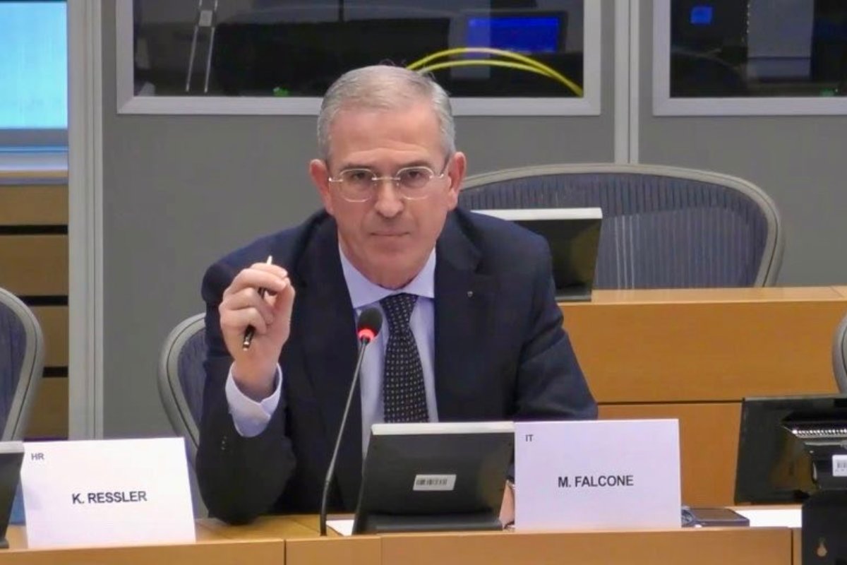 Banche, Falcone (FI): “Difendere credito cooperativo, BCE riveda regole stringenti”