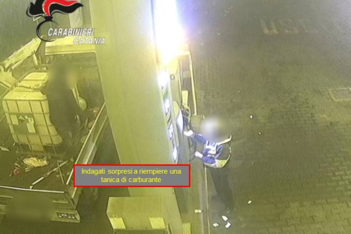 NOMI | Clonavano carte per l’acquisto di carburante, 3 arresti nell’operazione “Fuel Card”