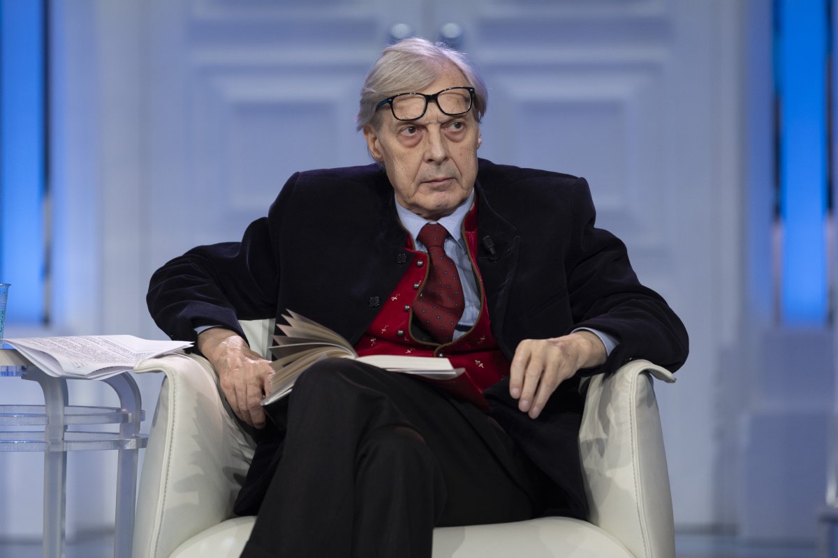 Vittorio Sgarbi ricoverato, le condizioni di salute del critico d’arte