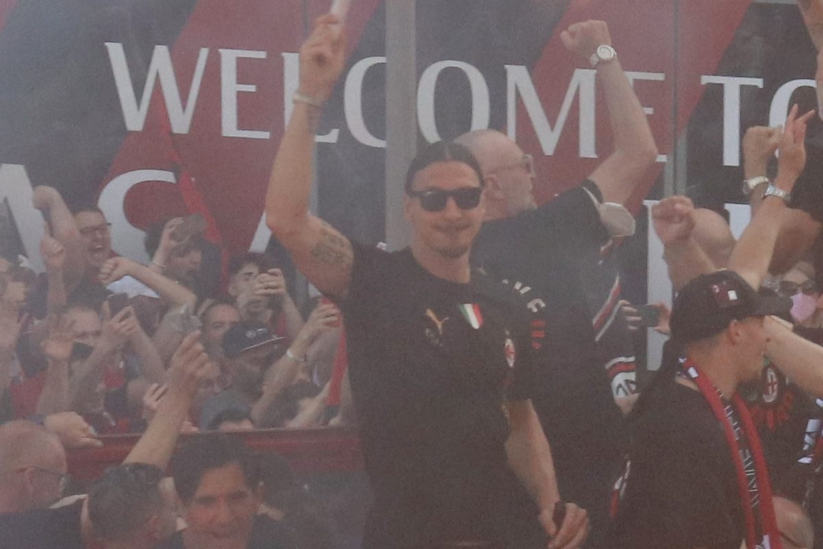 Ibrahimovic riappare dopo settimane a Napoli: “Sono stato male, il mio fisico ha avuto uno shock”