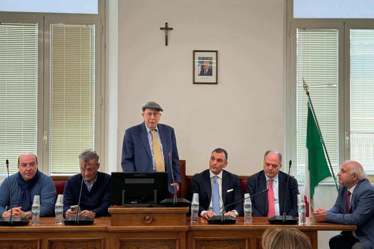 Fare impresa nelle aree interne, visita alla zona artigianale di Bronte dell’assessore Edy Tamajo