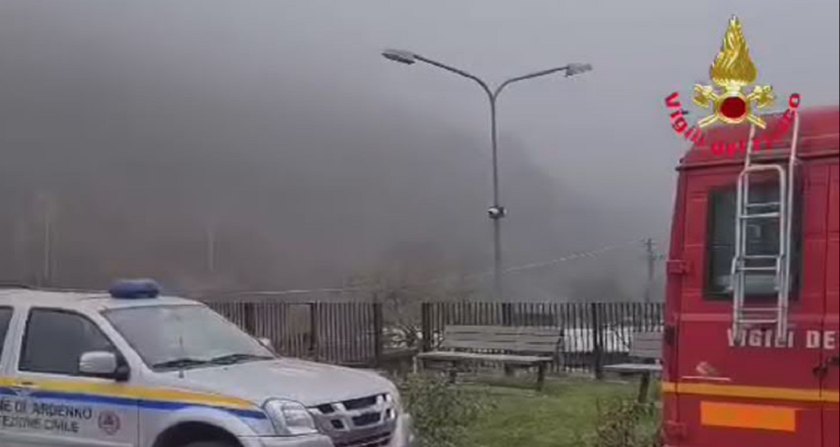 VIDEO | Evacuate 150 persone a causa di una frana, le immagini