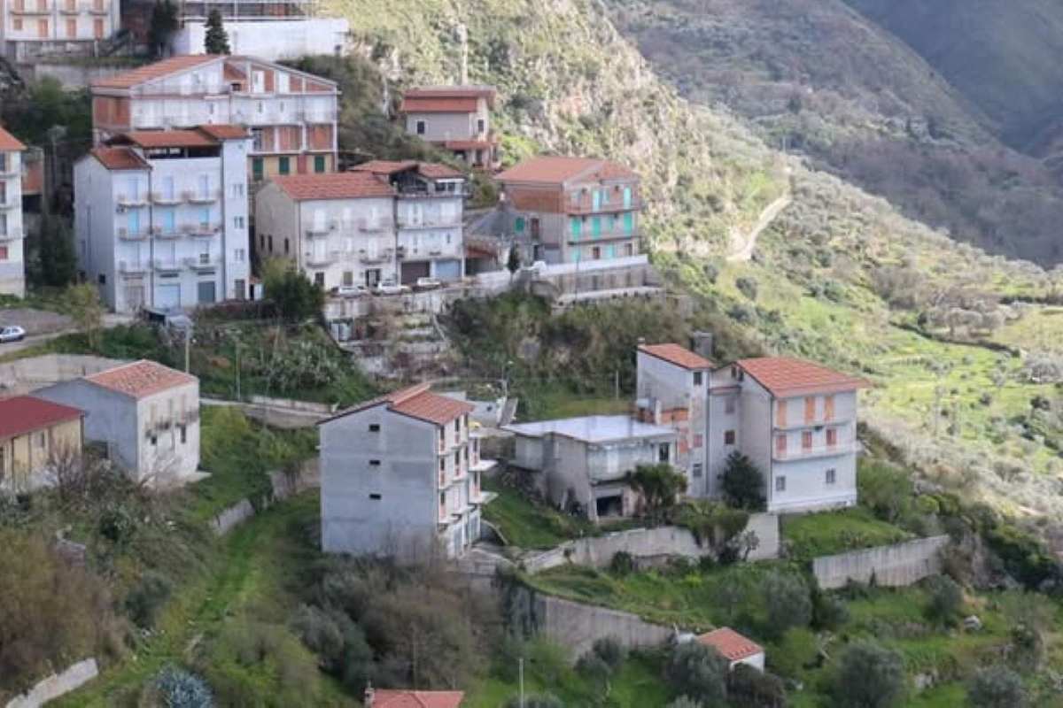 Frane, in gara il consolidamento di contrada Scresci a San Marco d’Alunzio. Schifani: “Interveniamo su aree vulnerabili”