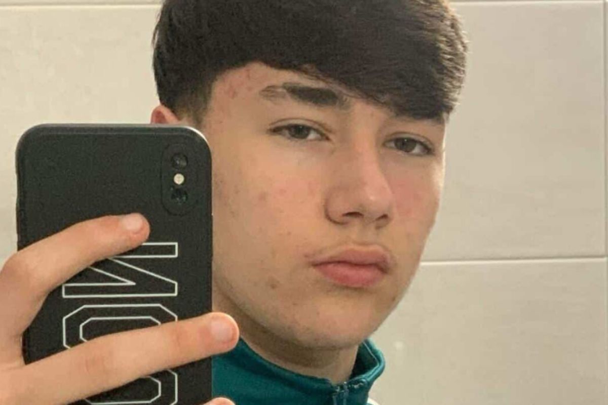 Il tragico incidente in scooter a Noto: morto il 16enne Francesco Mucha, grave l’amico