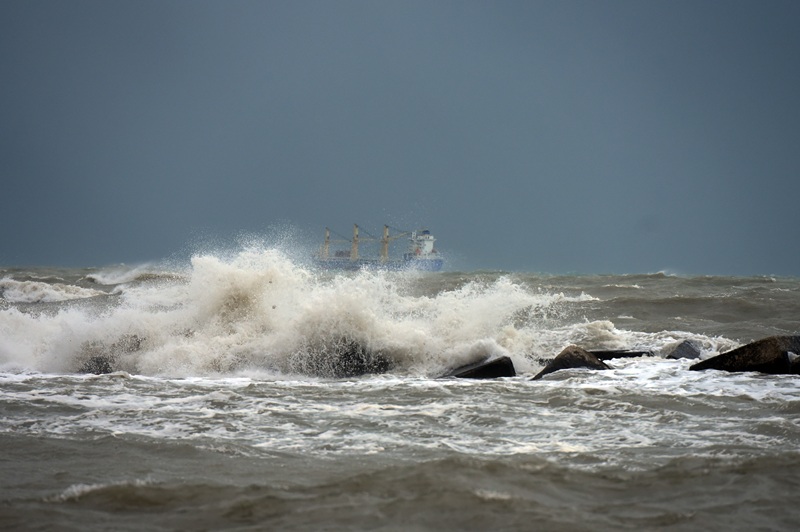 Coste fragili e rischio tsunami in crescita. Regione siciliana, le azioni in campo non bastano