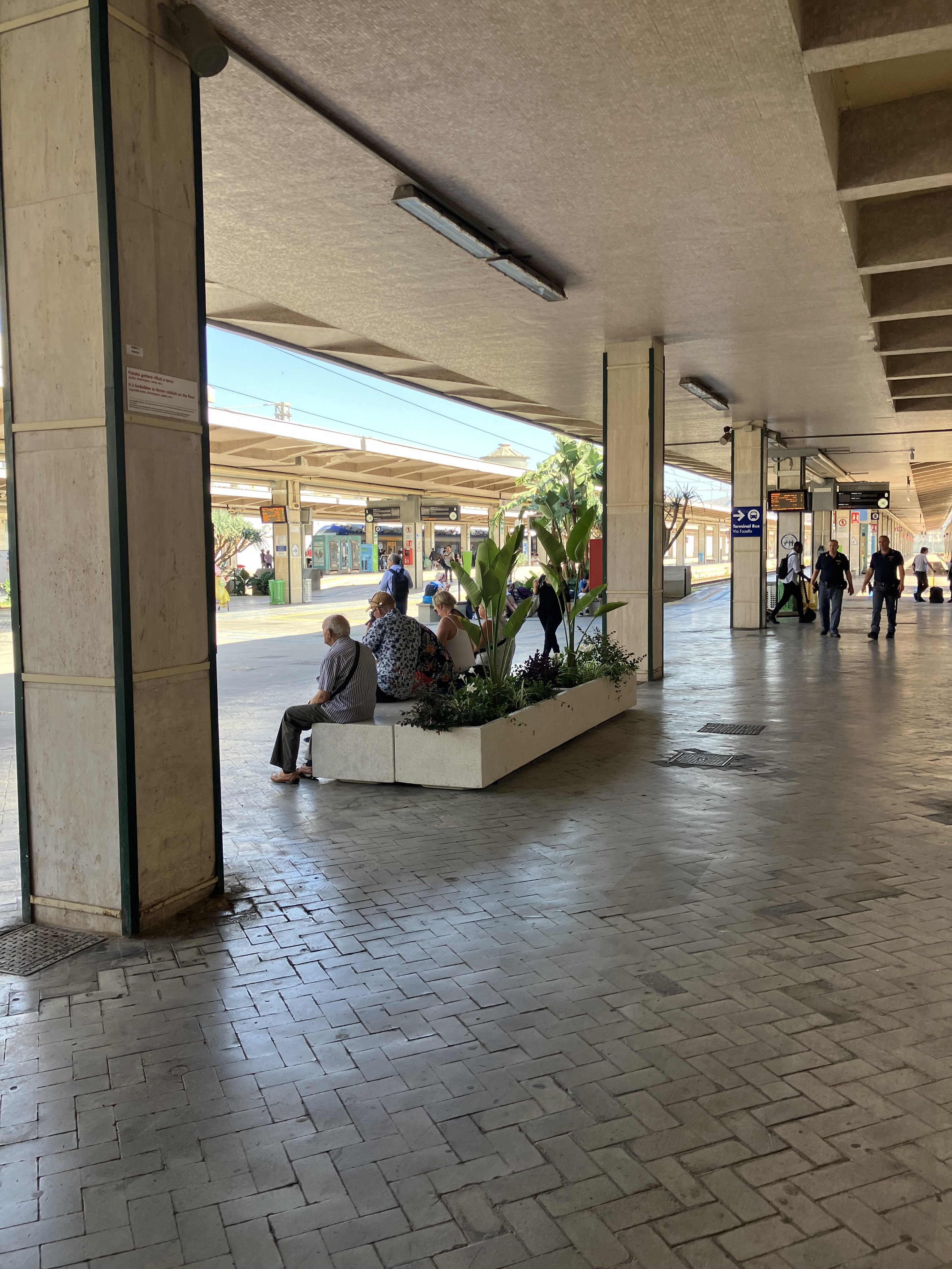 FOTO | Ecco come sarà la nuova stazione centrale di Palermo: i lavori e il restauro degli affreschi FOTO | Ecco come sarà la nuova stazione centrale di Palermo: i lavori e il restauro degli affreschi