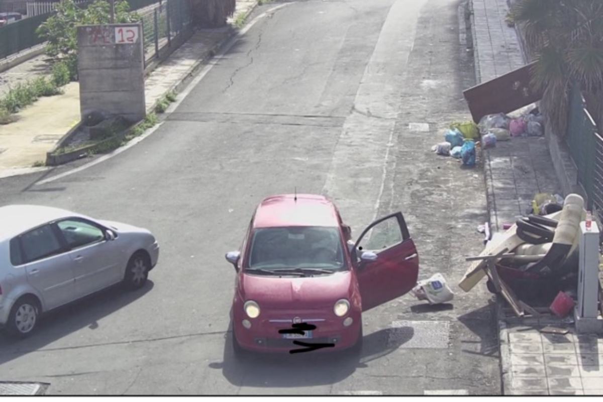 Rifiuti, controlli serrati a Catania: multe e sanzioni, Trantino: “Collaboriamo tutti”