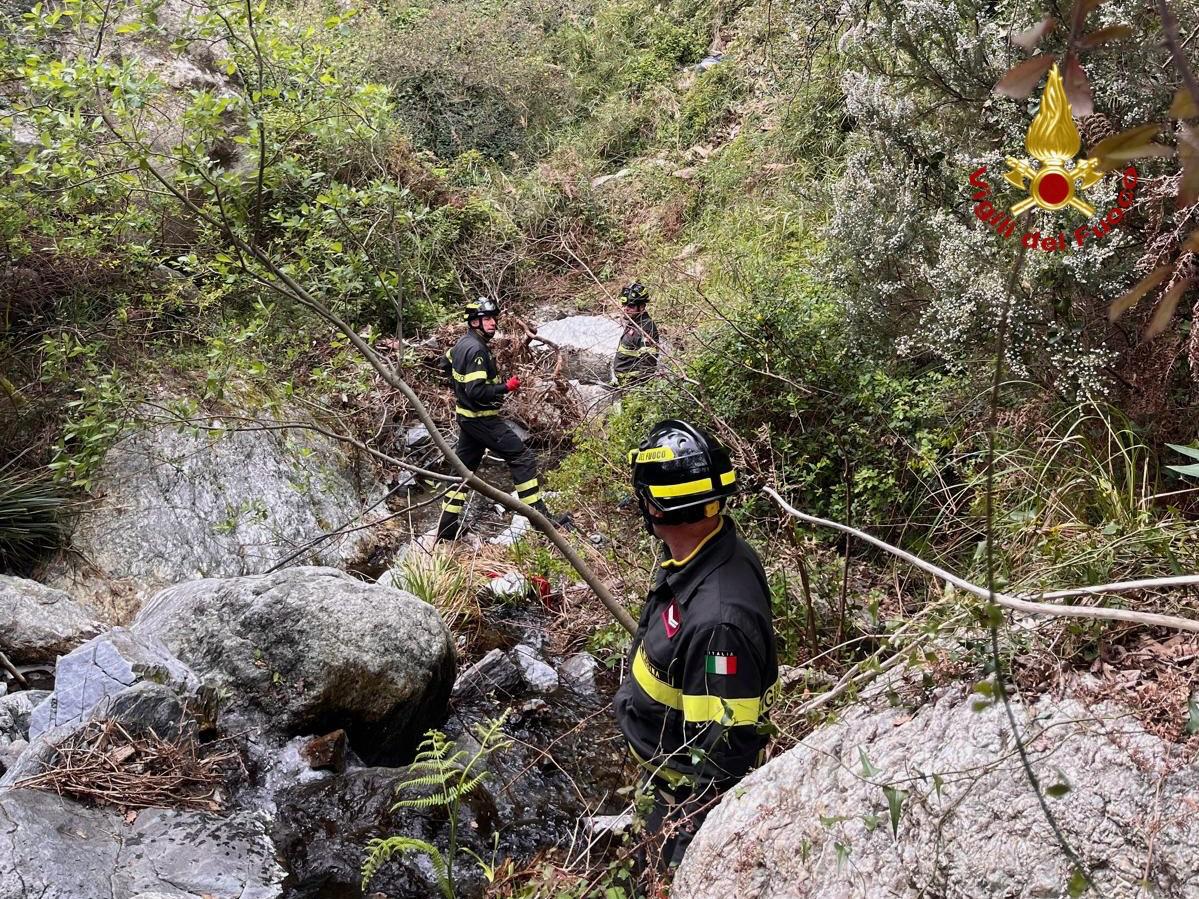 Tragedia a Mili San Pietro: uomo precipita da 60 metri e muore