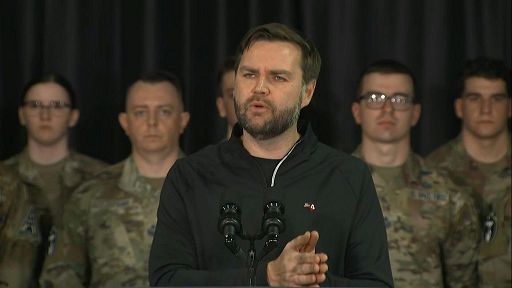 Vance vuol vedere Meloni a Roma. Ancora scintille Salvini-Tajani