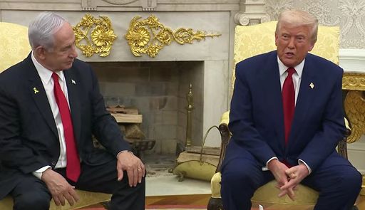 Dazi, Trump: Ue impone dazi, barriere con regole e manipola valuta