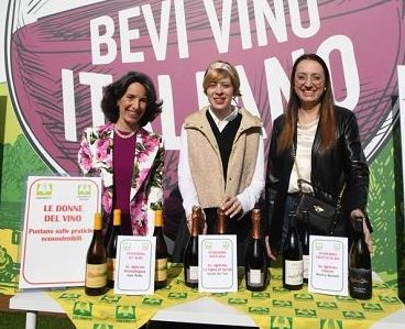 Coldiretti:donne nel vino, sono 14mila e puntano su sostenibilità