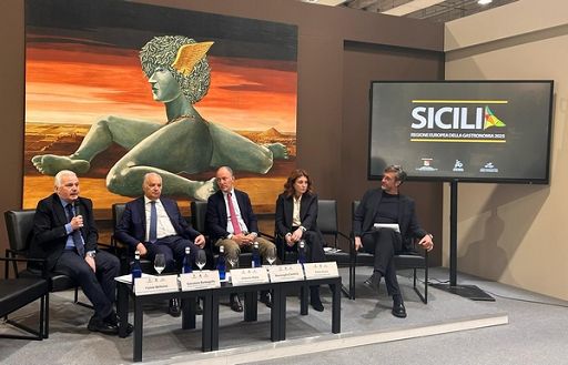 Sicilia si presenta al Vinitaly come Regione Ue gastronomia Sicilia si presenta al Vinitaly come Regione Ue gastronomia