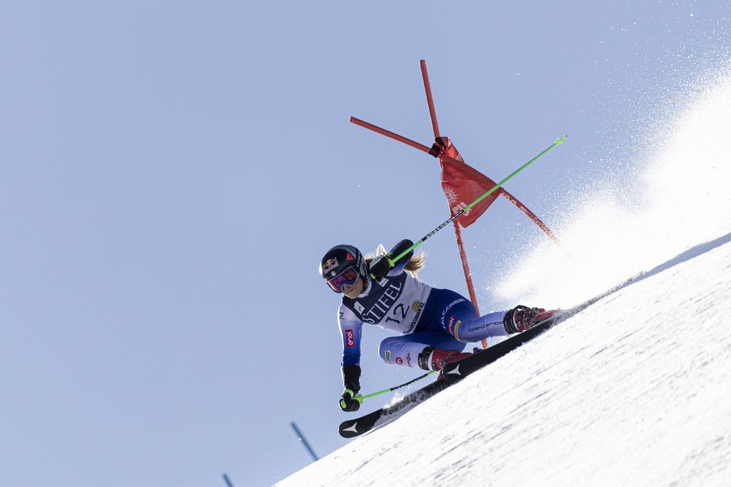 Sci, Brignone dimessa dall’ospedale: “Alle Olimpiadi solo se al 100%” Sci, Brignone dimessa dall’ospedale: “Alle Olimpiadi solo se al 100%”