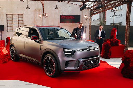 Smart #5 Brabus in anteprima mondiale alla Design Week